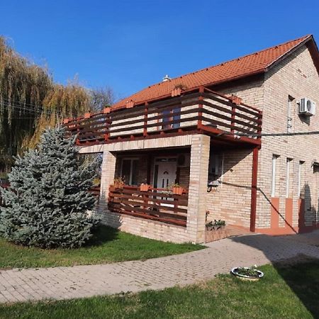 Ponty-Poronty Vendeghaz Otel Nagybaracska Dış mekan fotoğraf