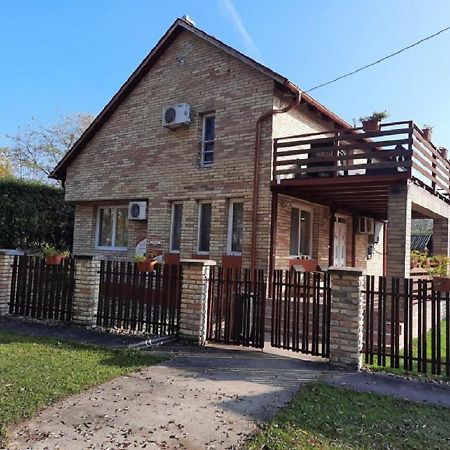 Ponty-Poronty Vendeghaz Otel Nagybaracska Dış mekan fotoğraf