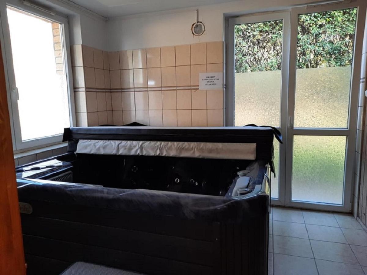 Ponty-Poronty Vendeghaz Otel Nagybaracska Dış mekan fotoğraf