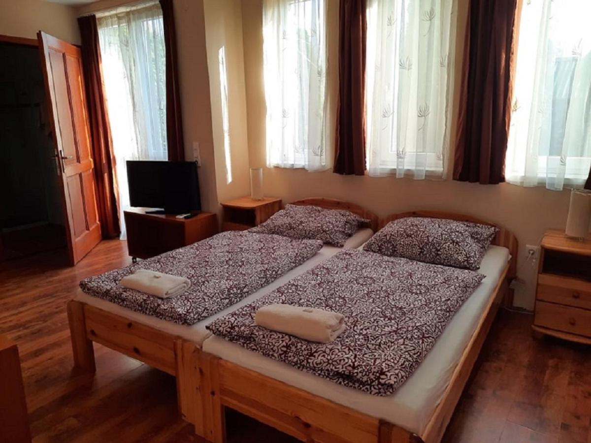 Ponty-Poronty Vendeghaz Otel Nagybaracska Dış mekan fotoğraf