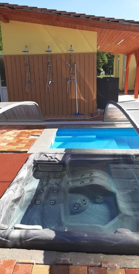 Ponty-Poronty Vendeghaz Otel Nagybaracska Dış mekan fotoğraf