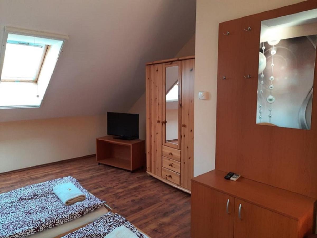 Ponty-Poronty Vendeghaz Otel Nagybaracska Dış mekan fotoğraf